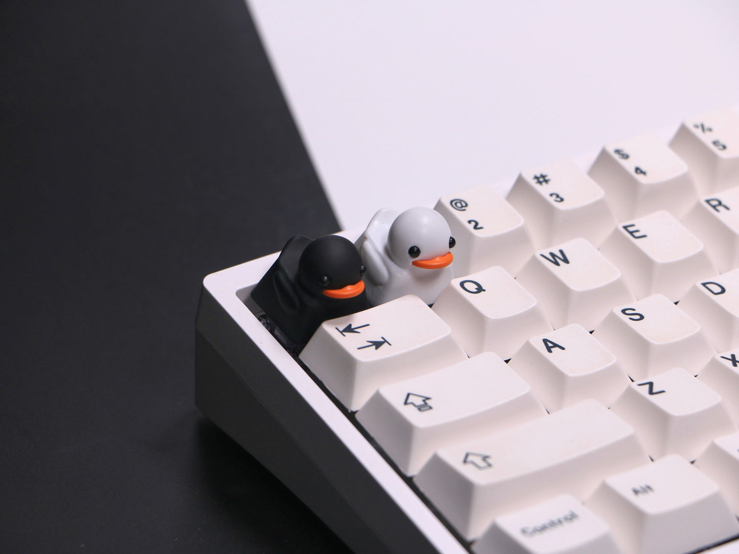 OG Duckey Keycap Black & White